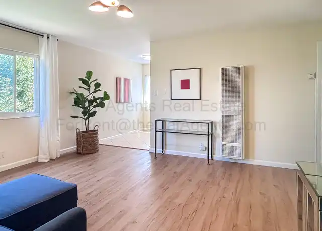 Property at 2330 Eighth St Unit 3, Berkeley, CA, 94710, 2 beds, 1 bath, [object Object]