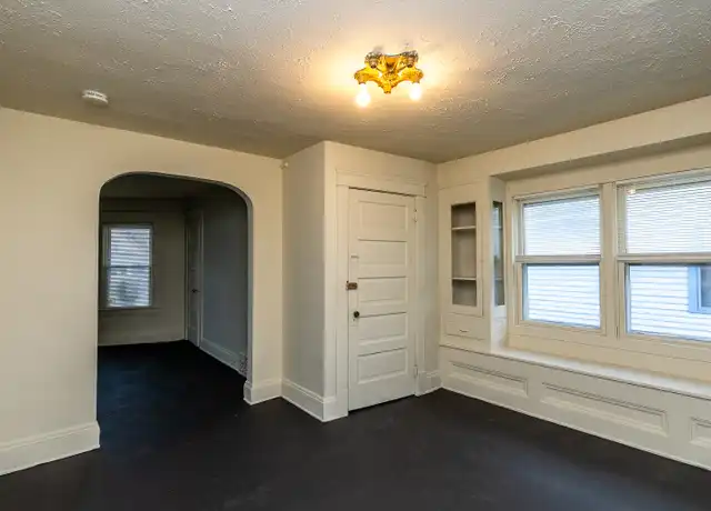 Property at 10006 Adams Ave Unit Up, Cleveland, OH, 44108, 2 beds, 1 bath, [object Object]