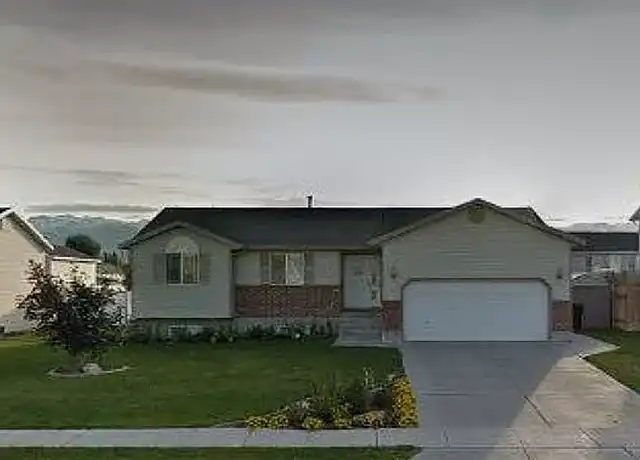 Property at 1992 N 1400 W, Clearfield, UT, 84015, 4 beds, 3 baths, [object Object]