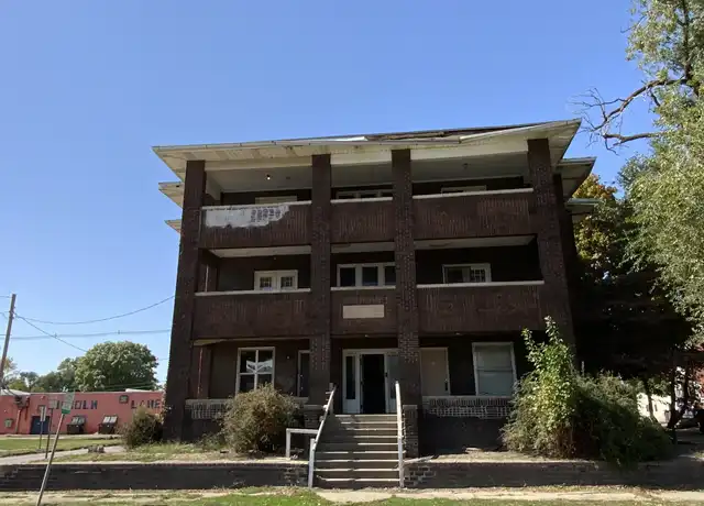 Property at 304 N Walnut St Unit F, Danville, IL, 61832, 2 beds, 1 bath, [object Object]