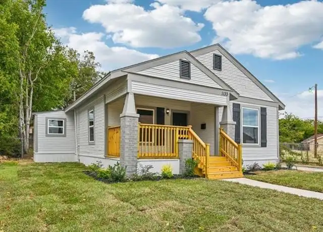 Property at 1133 Verbena St, Fort Worth, TX, 76104, 4 beds, 2 baths, [object Object]