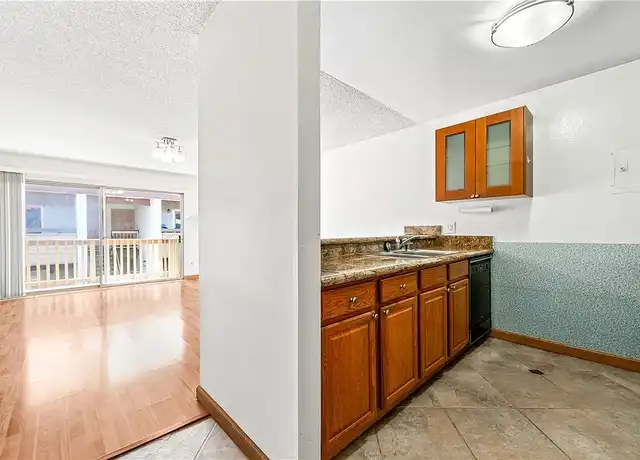 Property at 2521 W Sunflower Ave Unit T3, Santa Ana, CA, 92704, 1 bed, 1 bath, [object Object]