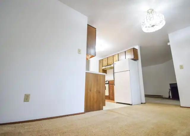 Property at 4450 SW 96th Ave Unit 03, Beaverton, OR, 97005, 1 bed, 1 bath, [object Object]