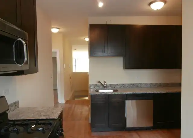 Property at 3216 W Argyle St Unit 1, Chicago, IL, 60625, 4 beds, 2 baths, [object Object]