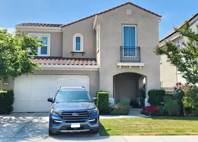 Property at 136 Chickadee Ln, Gilroy, CA, 95020, 4 beds, 2.5 baths, [object Object]