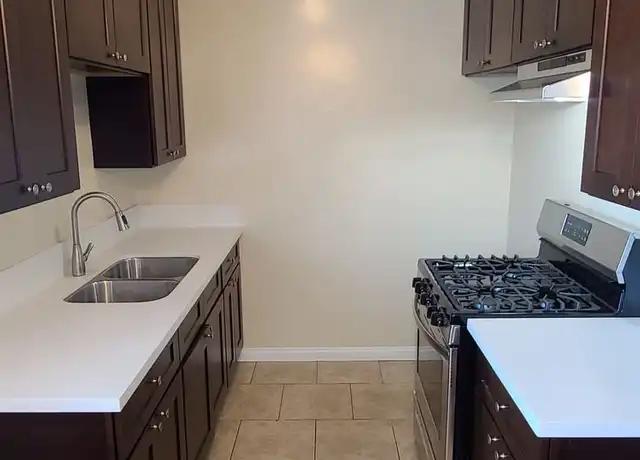Property at 10218 England Ave Unit 8, Inglewood, CA, 90303, 1 bed, 1 bath, [object Object]