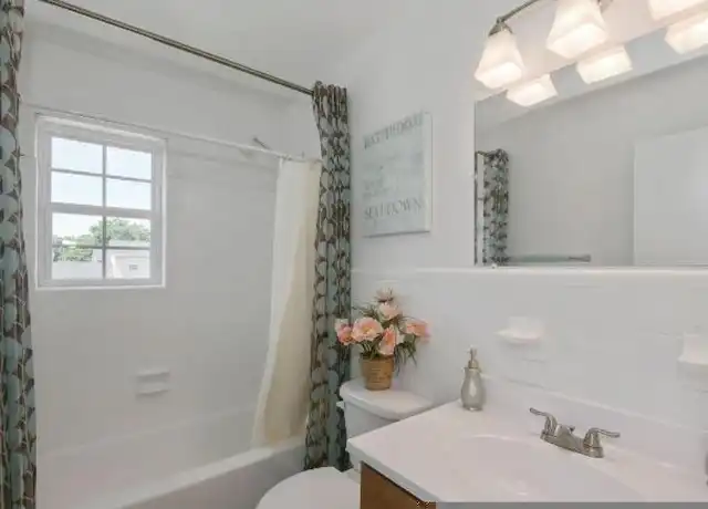 Property at 7000 Barrington Dr, Charlotte, NC, 28215, 1 bed, 1 bath, [object Object]