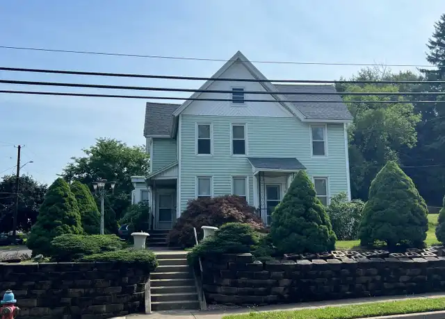 Property at 9 Burr Ave Unit 2nd Floor, Binghamton, NY, 13903, 3 beds, 1 bath, [object Object]