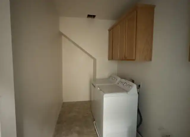 Property at 2531 Crestmore Cir, Stockton, CA, 95206, 4 beds, 2.5 baths, [object Object]