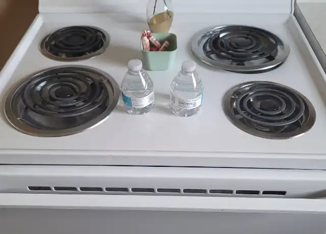 Property at 123 Sheraton Dr NW, North Canton, OH, 44720, 1 bed, 1 bath, [object Object]