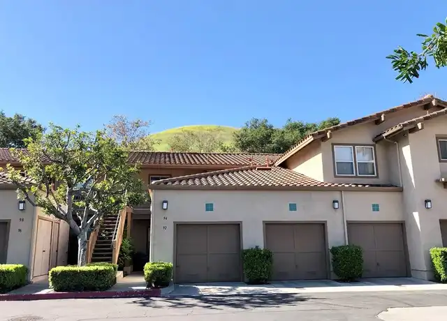 Property at 94 Abrigo, Rancho Santa Margarita, CA, 92688, 2 beds, 2 baths, [object Object]