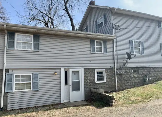 Property at 1835 Hillcrest Rd NW Unit 2, Canton, OH, 44709, 1 bed, 1 bath, [object Object]