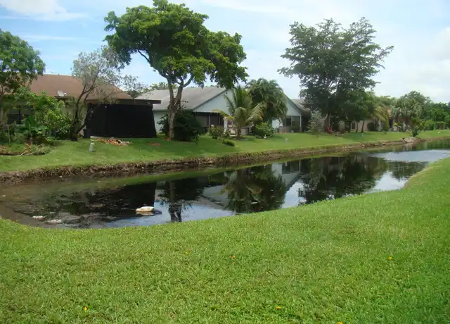 Property at 10076 S Nob Hill Cir Unit 10-10076 Veneto, Tamarac, FL, 33321, 1 bed, 1 bath, [object Object]