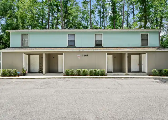 Property at 7209 SW 45th Pl, Gainesville, FL, 32608, 2 beds, 1 bath, [object Object]