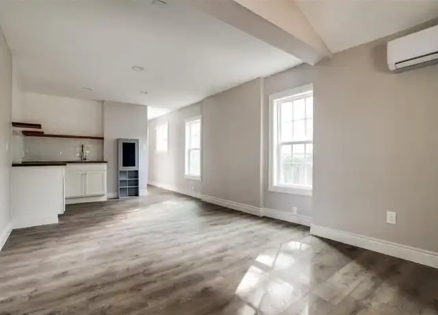 Property at 7135 Avenue C Unit 2, Houston, TX, 77011, 1 bed, 1 bath, [object Object]