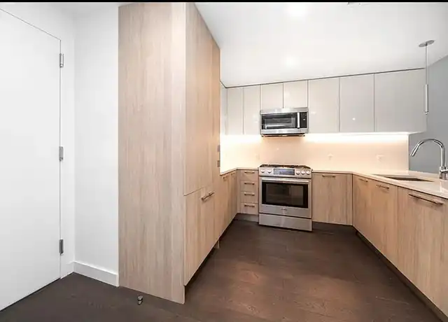 Property at 13105 40th Rd, Flushing, NY, 11354, 1 bed, 1 bath, [object Object]