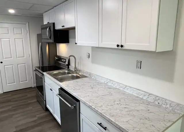 Property at 106 N Carpenter St Unit 1, Greensburg, PA, 15601, 3 beds, 1 bath, [object Object]
