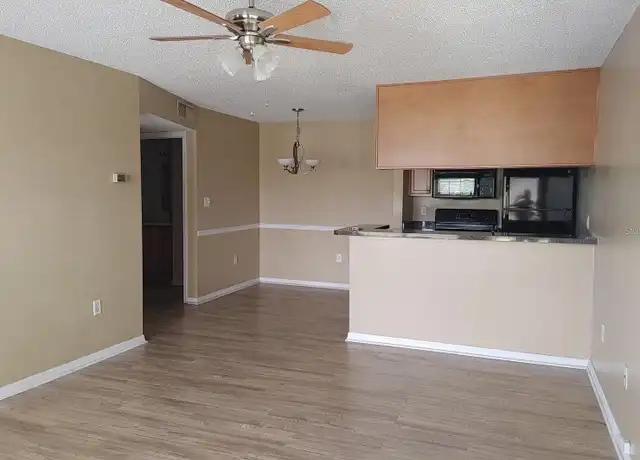 Property at 215 Lake Brook Cir #201, Brandon, FL, 33511, 1 bed, 1 bath, [object Object]