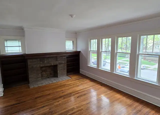 Property at 2632 N 47th St Unit 1, Milwaukee, WI, 53210, 2 beds, 1 bath, [object Object]