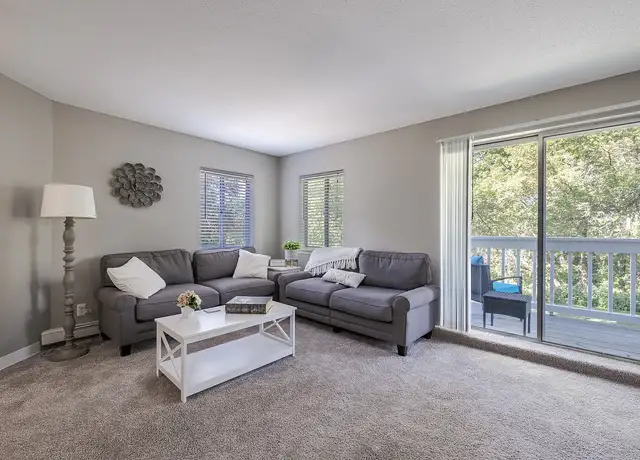 Photo of 3515 Federal Dr, Saint Paul, MN 55122