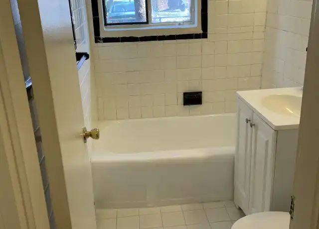 Property at 1125 N Randolph St Unit 11, Arlington, VA, 22201, 2 beds, 1 bath, [object Object]