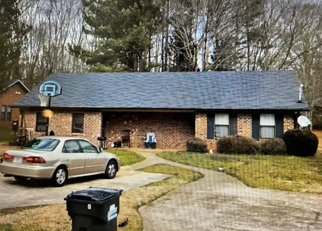 Property at 202 E Paces Dr Unit 202, Athens, GA, 30605, 2 beds, 1.5 baths, [object Object]