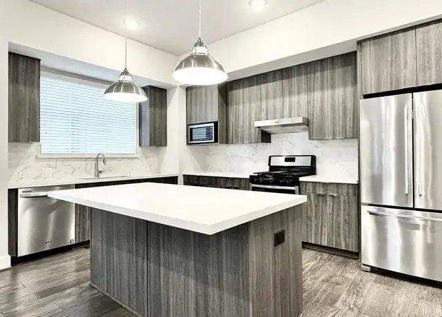 Property at 5815 Fairdale Ln, Houston, TX, 77057, 3 beds, 3.5 baths, [object Object]