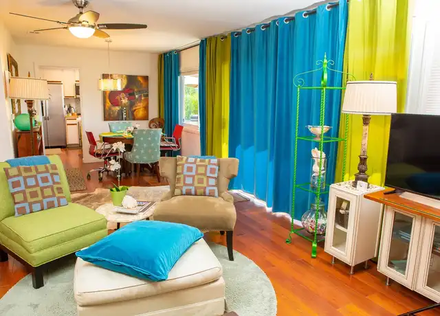 Property at 250 Vista Montana Way, Oceanside, CA, 92054, 2 beds, 2 baths, [object Object]