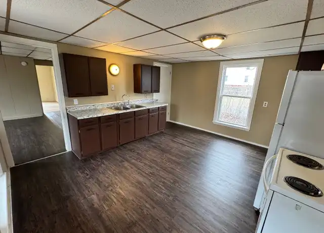 Property at 11 Kelsey St Apt 1, Waterville, ME, 04901, 3 beds, 1 bath, [object Object]