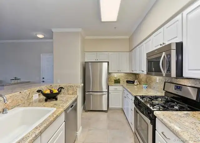 Property at 12362 Carmel Country Rd Unit G206, San Diego, CA, 92130, 1 bed, 1 bath, [object Object]