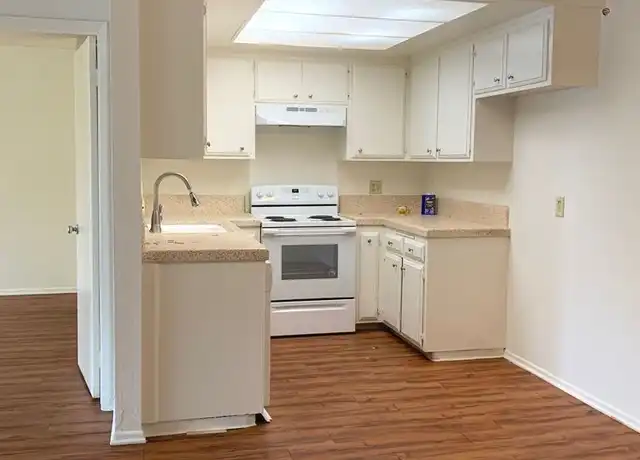 Property at 820 N Spurgeon St Unit 15, Santa Ana, CA, 92701, 2 beds, 1.5 baths, [object Object]
