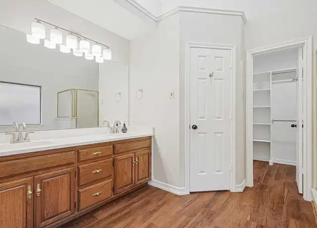 Property at 1508 Treeline Dr, Desoto, TX, 75115, 1 bed, 1 bath, [object Object]