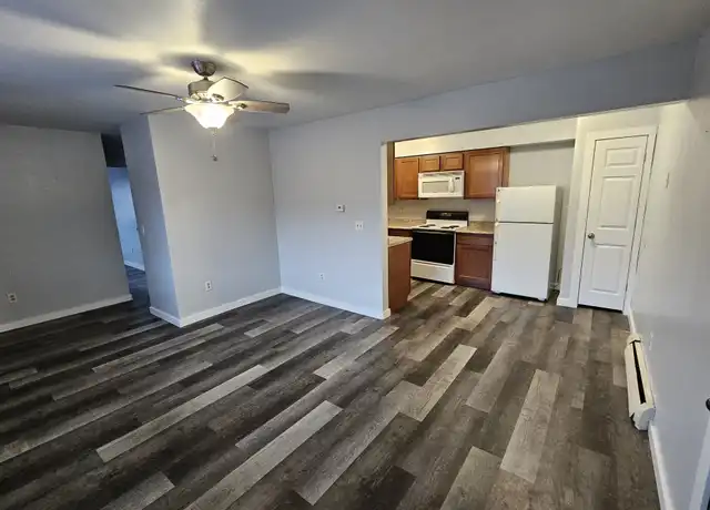 Property at 921 7th St S #1, La Crosse, WI, 54601, 2 beds, 1 bath, [object Object]