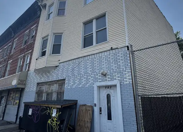 Property at 565 Ocean Ave Unit 2, Jersey City, NJ, 07305, 3 beds, 1 bath, [object Object]