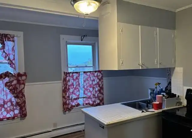 Property at 81-83 Walnut, Lynn, MA, 01902, 2 beds, 1 bath, [object Object]