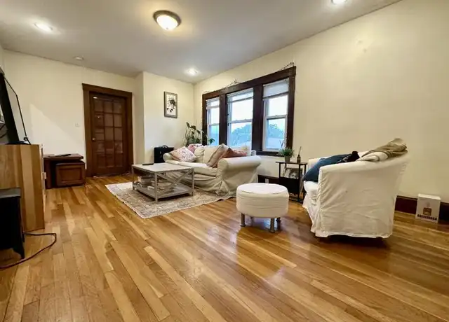 Property at 112 Colborne Rd, Brighton, MA, 02135, 3 beds, 1 bath, [object Object]
