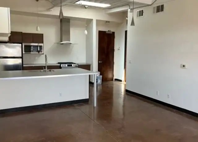 Property at 701 Shadow Ln Unit 410, Las Vegas, NV, 89106, 1 bed, 2 baths, [object Object]