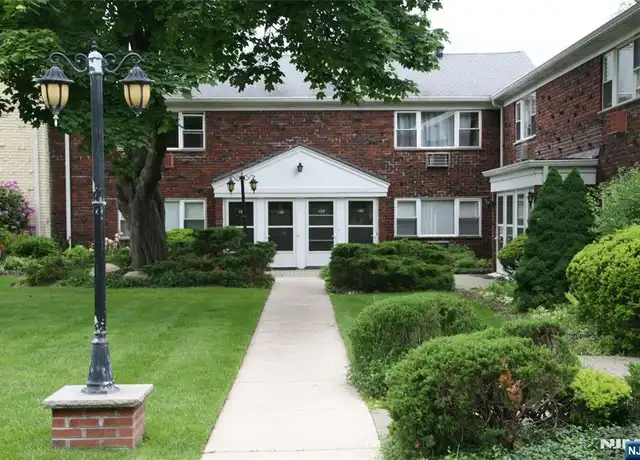 Property at 138 Regency Park #138, Ramsey, NJ, 07446, 1 bed, 1 bath, [object Object]