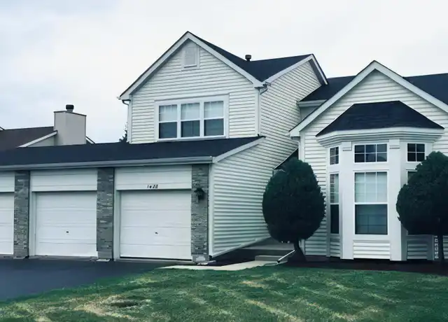 Property at 1428 Foxmoor Ln Unit NA, Elgin, IL, 60123, 3 beds, 2.5 baths, [object Object]