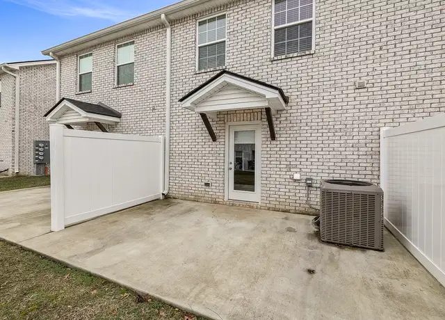 Photo of 145 Lawrence Way, Lebanon, TN 37087