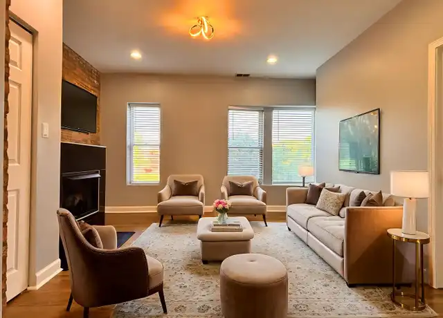 Property at 4852 S Indiana Ave Unit 202, Chicago, IL, 60615, 2 beds, 2 baths, [object Object]