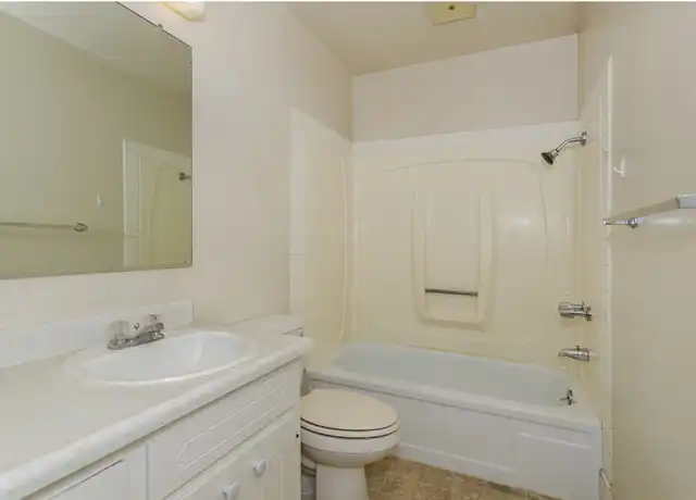 Property at 436 Oak St Unit 005, Chico, CA, 95928, 2 beds, 2 baths, [object Object]