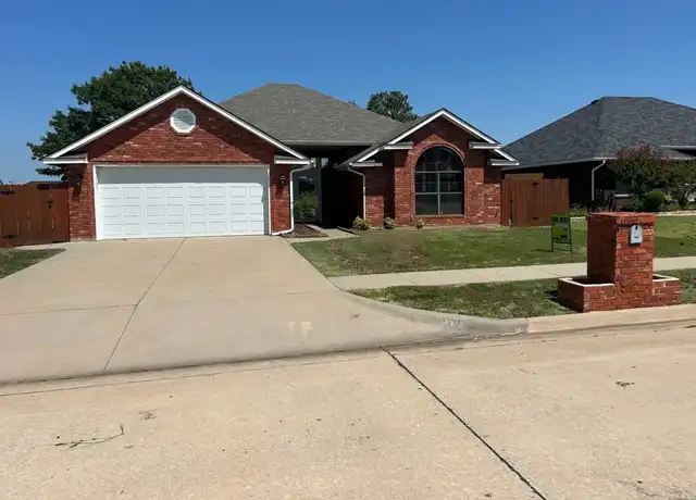 Property at 1506 SW 69th St, Lawton, OK, 73505, 3 beds, 2 baths, [object Object]