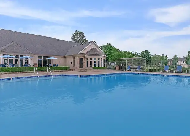 Property at Manors at Knollwood - 18255 Manorwood S, Clinton Twp, MI, 48038, 1-2 bed, 1-2 bath, [object Object]