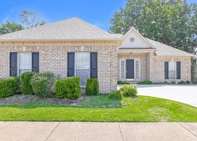 Property at 952 Bending Pine Ln, Cordova, TN, 38018, 3 beds, 2 baths, [object Object]