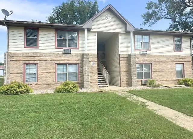 Property at 703 Iowa Ave SW Unit 2, Orange City, IA, 51041, 2 beds, 1 bath, [object Object]