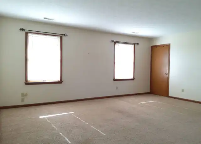 Property at 813 Antler Dr Unit B, Middlebury, IN, 46540, 2 beds, 1 bath, [object Object]