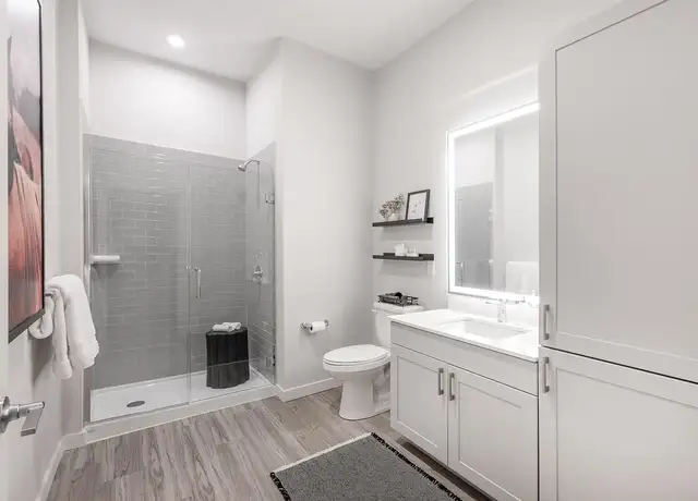 Photo of 492 Boston Post Rd, Wayland, MA 01778