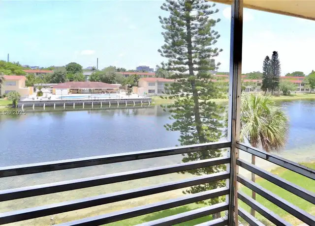 Property at 2880 NE 203rd St #31, Miami, FL, 33180, 1 bed, 1 bath, [object Object]