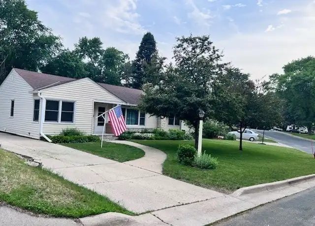 Property at 550 Lincoln Ave SW, Hutchinson, MN, 55350, 2 beds, 2 baths, [object Object]